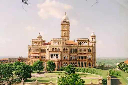 The palace was built in the year 1907 by Amarsinghji, the last ruler of Wankaner.