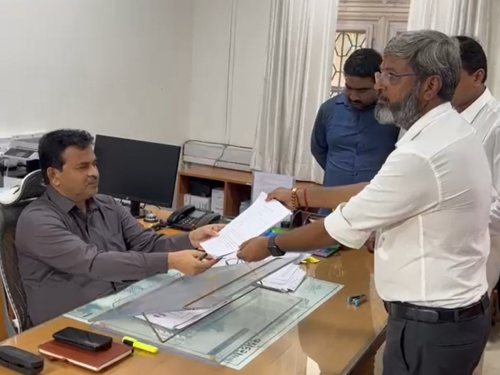 An application was made to the Deputy Resident Collector demanding cancellation of the document
